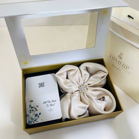 Set Quà HimHip Khăn Lụa Cao Cấp 65x65cm & Cài Khăn Kèm Túi Hộp Thiệp - 1332