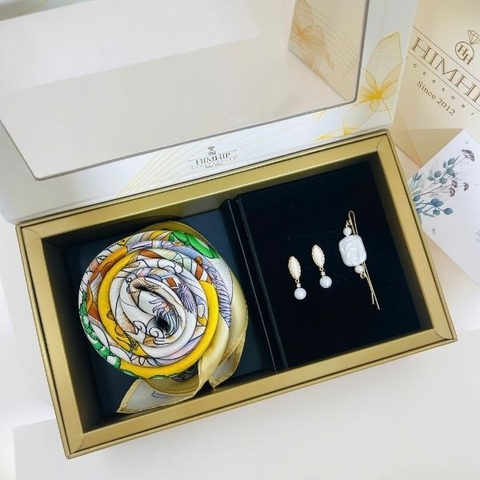 Set Quà HimHip Khăn Lụa Cao Cấp 65x65cm & Kẹp Mái, Khuyên Tai Kèm Túi Hộp Thiệp - 1370