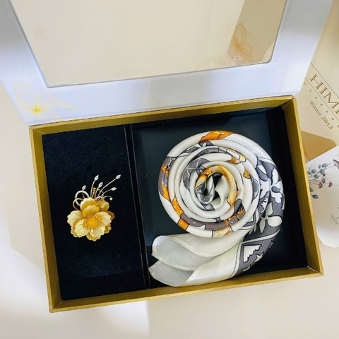 Set Quà HimHip Khăn Lụa Cao Cấp 85x85cm & Cài Áo Kèm Túi Hộp Thiệp - 1464
