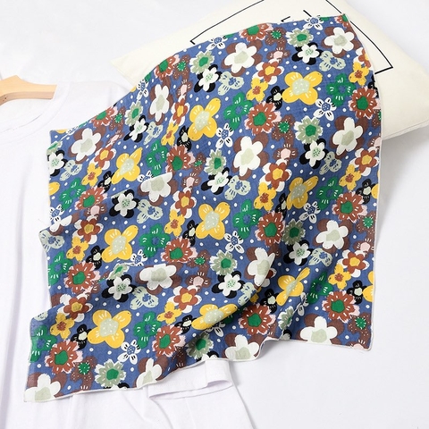 Set Quà HimHip Khăn Lụa Viscose 53x53cm & Cài Áo Kèm Túi Hộp Thiệp - 01