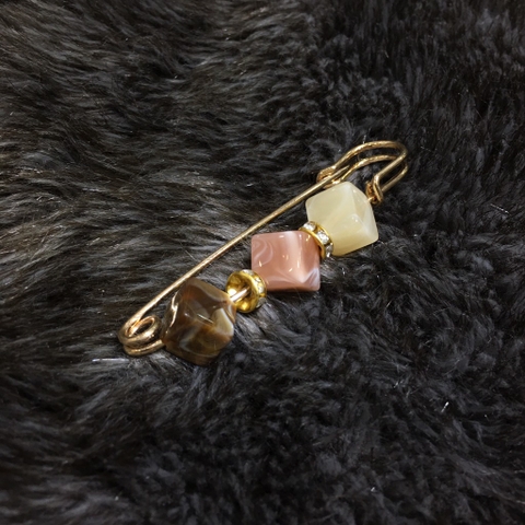 Trâm, Ghim Cài Kim Băng HimHip 3 Viên Đá Nhiều Màu Sang Trọng HKCC Đính Phale 2x7cm