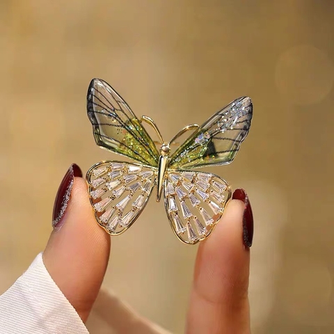 Trâm, ghim cài áo hình bướm đính đá sang trọng 3.5*3.5cm