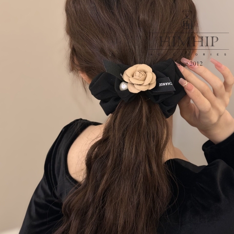 Dây Buộc Tóc HimHip Mix Hạt Giả Trai Hoa Hồng Vải Nhung Thanh Lịch