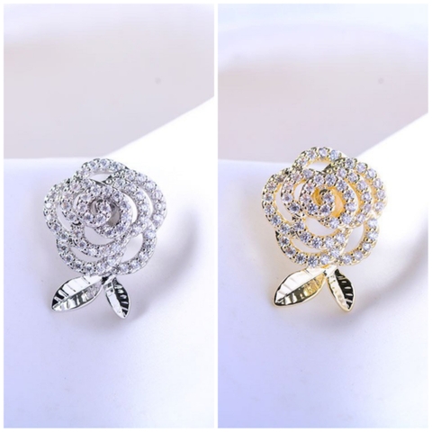 Pin Cài Áo HimHip Hoa Hồng Xoắn Lá Vàng Nữ Tính HKCC Đính Phale 1.5cm