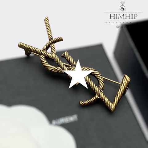 Trâm, Ghim Cài Áo HimHip Hình Chữ YSL Sang Trọng HKCC 3*7cm