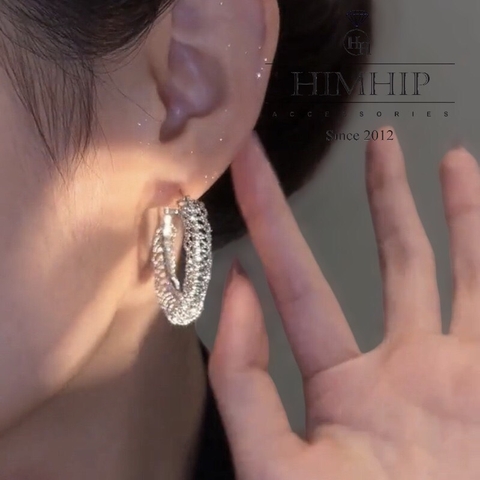 Khuyên Tai Ngắn HimHip Vòng Tròn Kết Hợp Các Vòng Rung Rinh Nhỏ Sang Trọng HKCC 3.5x3cm