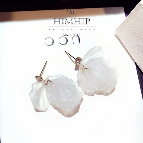 Khuyên Tai Dài HimHip Nụ Phale Phối Chùm Cánh Hoa Trắng 3.8*2cm