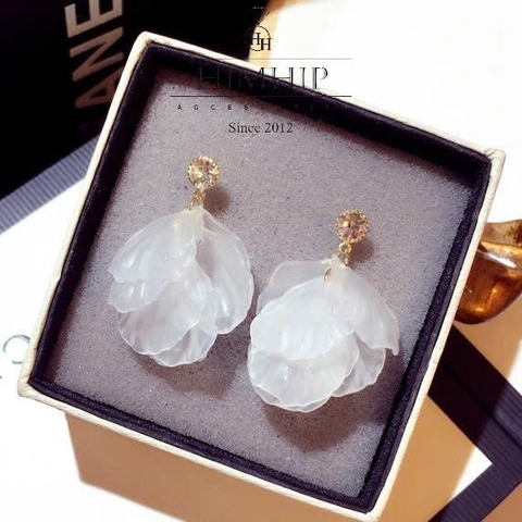 Khuyên Tai Dài HimHip Nụ Phale Phối Chùm Cánh Hoa Trắng 3.8*2cm