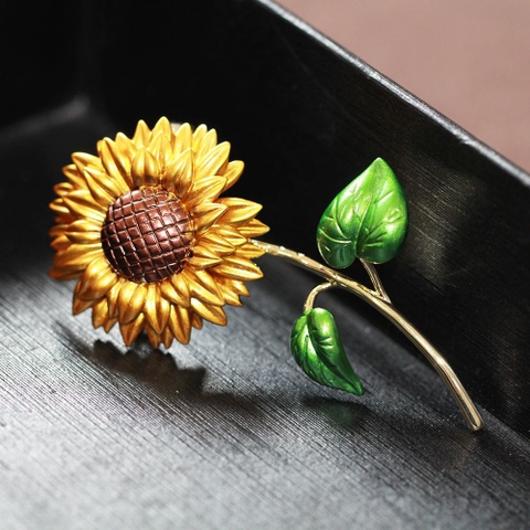 Trâm, Ghim Cài Áo HimHip Hoa Hướng Dương Lá Xanh Thanh Lịch HKCC 3*6cm