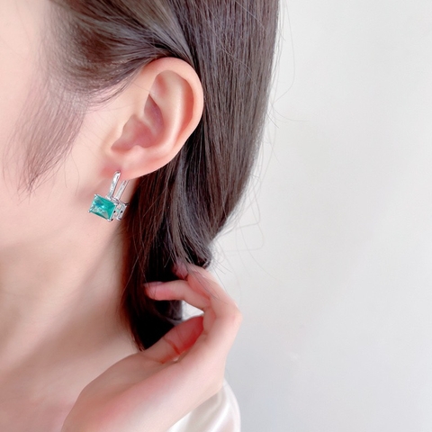 Khuyên Tai Ngắn HimHip Mặt Đá Vuông Sang Trọng HKCC Đính Phale 1x2cm