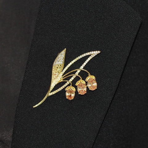 Set Quà Tặng Khăn Lụa Vuông Khổ 70 Kèm Cài Áo - 89 (giá đã bao gồm túi hộp, không kèm thiệp)