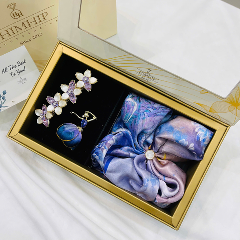 Set Quà HimHip Khăn Lụa Cao Cấp 53x53cm & Cài Khăn, Cài Áo Và Kẹp Bấm Kèm Túi Hộp Thiệp - 1225