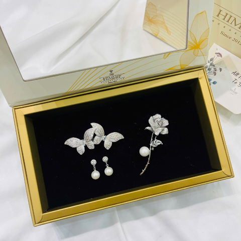 Set Quà 8/3 HimHip Khuyên Tai, Cài Áo & Kẹp Bấm Kèm Túi Hộp Thiệp - 1179