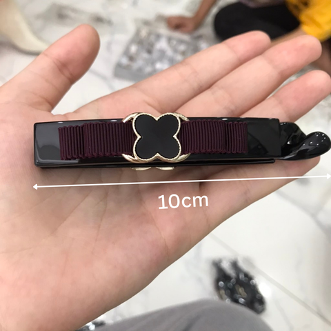 Kẹp Móc Dọc HimHip Composite Đính Hoa 4 Cánh May Mắn Nhiều Size