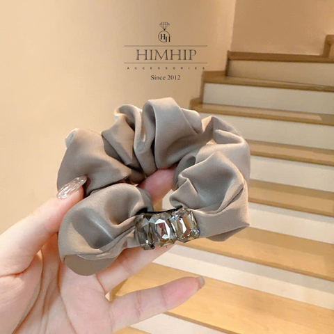 Scrunchies Tag HimHip Đính Đá Phale 2.9*1.5cm Sang Trọng HPBD