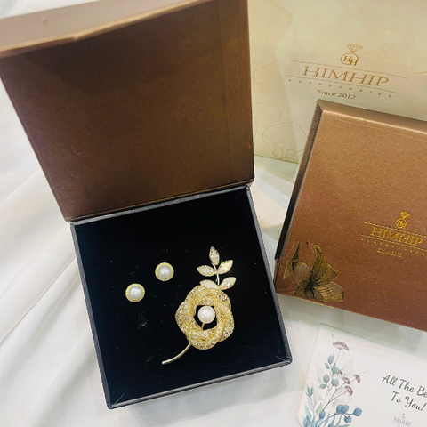 Set Quà 8/3 HimHip Khuyên Tai & Cài Áo Kèm Túi Hộp Thiệp - 265