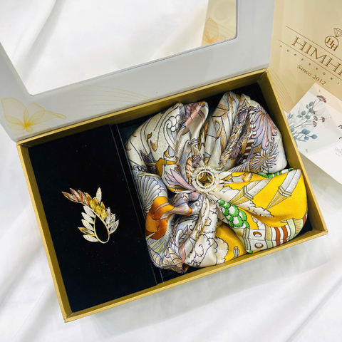 Set Quà HimHip Khăn Lụa Cao Cấp 65x65cm & Cài Khăn Và Cài Áo Kèm Túi Hộp Thiệp - 1233