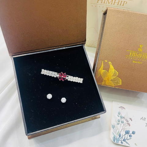 Set Quà 8/3 HimHip Khuyên Tai & Kẹp Mái Kèm Túi Hộp Thiệp - 262