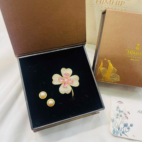 Set Quà Valentine 8/3 HimHip Khuyên Tai & Cài Áo Kèm Túi Hộp Thiệp - 274