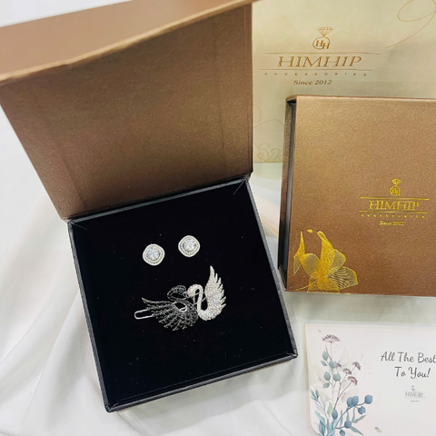 Set Quà 8/3 HimHip Khuyên Tai & Kẹp Mái Kèm Túi Hộp Thiệp - 258