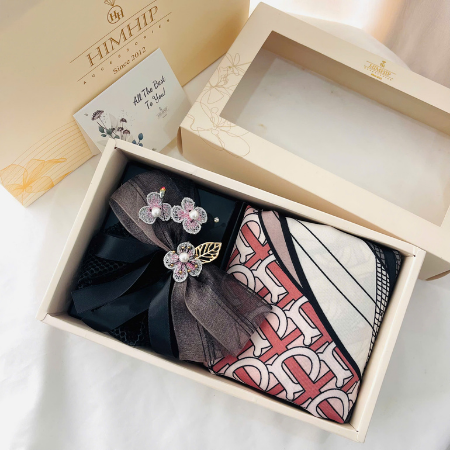 Set Quà Tặng HimHip Khăn Lụa Cotton 90x90cm & Bối Tóc Kèm Túi Hộp Thiệp - 119