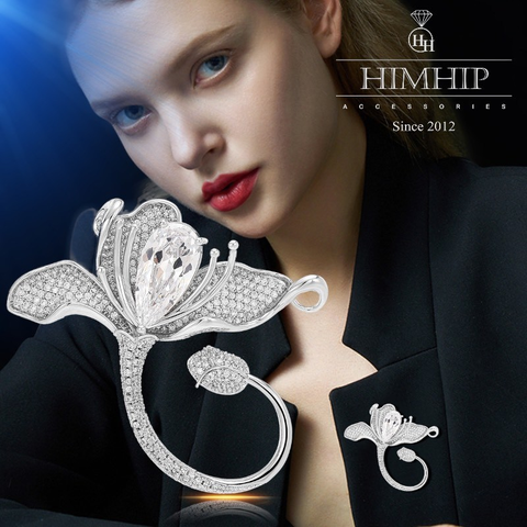 Trâm, Ghim Cài Áo HimHip Hoa 3 Cánh Trắng Sang Trọng Đính Phale 5*5,3cm
