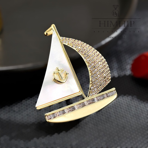 Trâm, Ghim Cài Áo HimHip Nam Nữ Thuyền Buồm Charm Mỏ Neo Sang Trọng HKCC Đính Phale 3*4cm