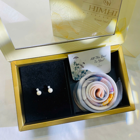 Set Quà HimHip Khăn Lụa Cao Cấp 53*53cm & Khuyên Tai Kèm Túi Hộp Thiệp - 959