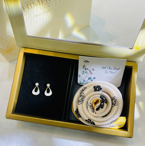 Set Quà HimHip Khăn Lụa Cao Cấp 53*53cm & Khuyên Tai Kèm Túi Hộp Thiệp - 963