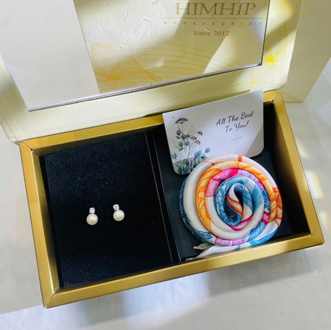 Set Quà HimHip Khăn Lụa Cao Cấp 53*53cm & Khuyên Tai Kèm Túi Hộp Thiệp - 964