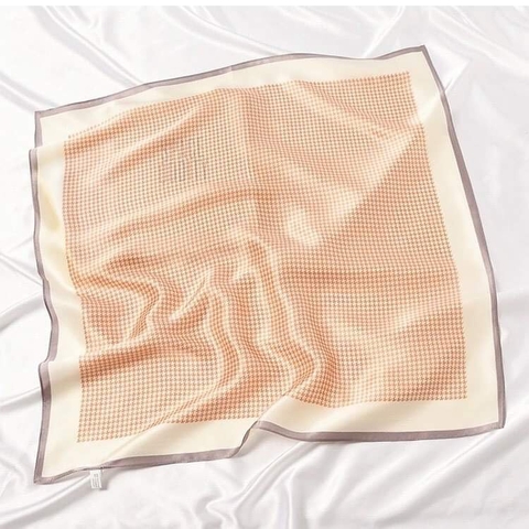 Set Quà Valentine HimHip Khăn Lụa Vuông Cao Cấp 65x65cm & Kẹp Bấm Kèm Túi Hộp Thiệp - 128