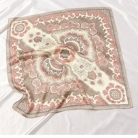 Set Quà Valentine HimHip Khăn Lụa Vuông Cao Cấp 65x65cm & Kẹp Bấm Kèm Túi Hộp Thiệp - 130