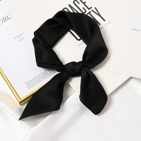 Set Quà HimHip Khăn Lụa Cao Cấp 53*53cm & Cài Áo Kèm Túi Hộp Thiệp - 1144