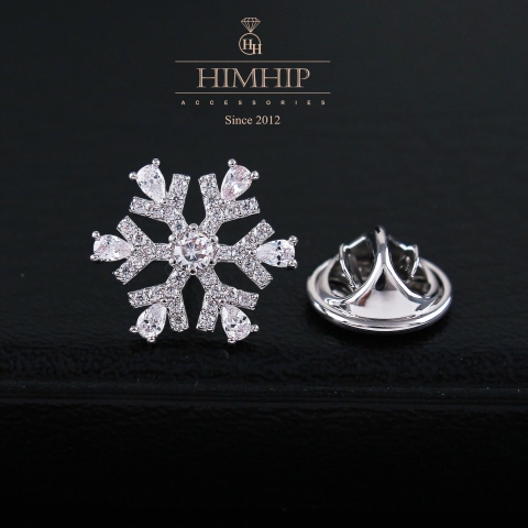 [Noel] Pin Cài Áo HimHip Hoa Tuyết 6 Cánh Sang Trọng HKCC Đính Phale 1.8 cm