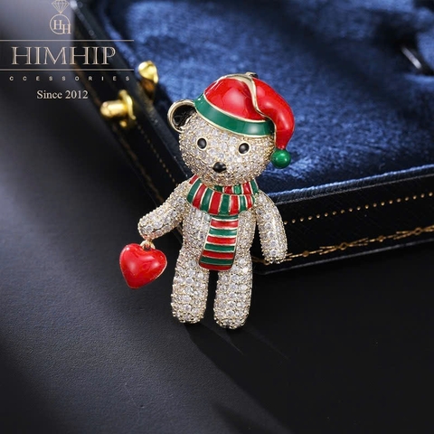 [Noel] Trâm, Ghim Cài Áo HimHip Gấu Đội Mũ Noel Ấm Áp HKCC Đính Phale 4*2,5cm