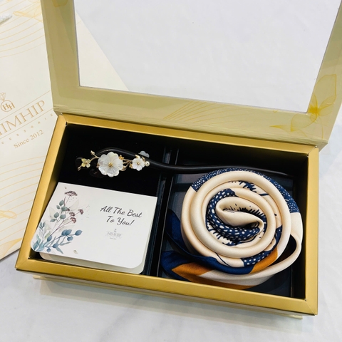 Set Quà HimHip Khăn Lụa Vuông 70x70cm & Trâm Cài Tóc Kèm Túi Hộp Thiệp - 41