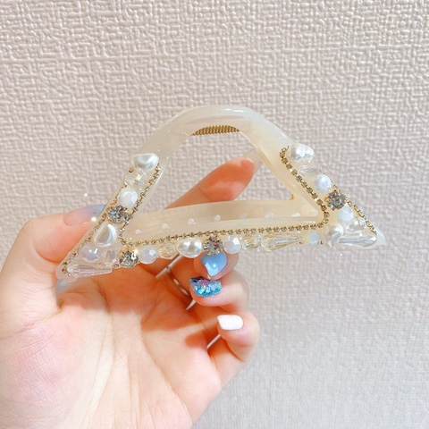 Kẹp Càng Cua HimHip Composite Đính Đá, Hạt Giả Trai Tam Giác Sang Trọng 4.5x11cm