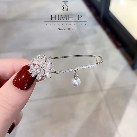 Trâm, Ghim Cài Kim Băng HimHip Hoa Cúc Thanh Lịch HKCC Mix Trai 5.5x2cm