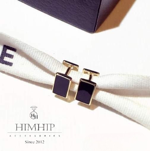 Khuyên Tai Nụ HimHip Mặt Vuông Đen Cổ Điển HKCC 0.5x1cm