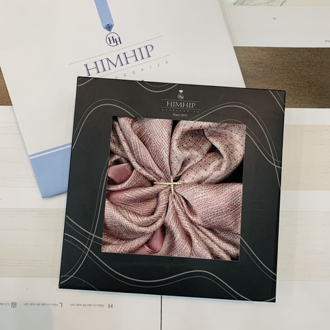 Set Quà Himhip Khăn Lụa Cao Cấp 65*65cm & Cài Khăn Kèm Túi Hộp Thiệp (Không Kèm Cài Áo) - 231