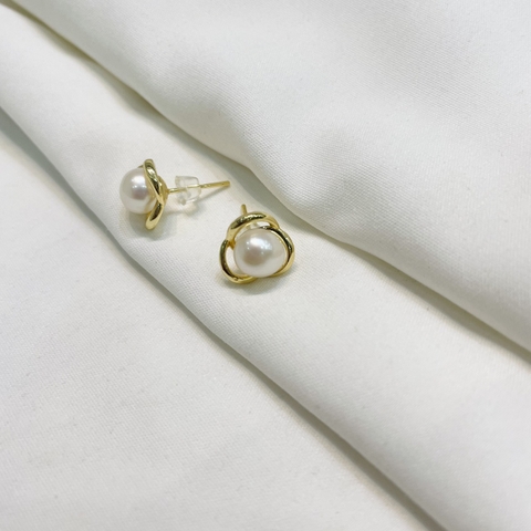 Khuyên Tai Nụ HimHip Hoa Nhụy Trai Thanh Lịch HKCC Mix Trai 1.2x1.2cm Phụ Kiện Áo Dài