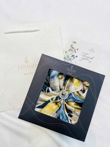 Set Quà HimHip Khăn Lụa Vuông 70x70cm & Cài Khăn Kèm Túi Hộp Thiệp - 371