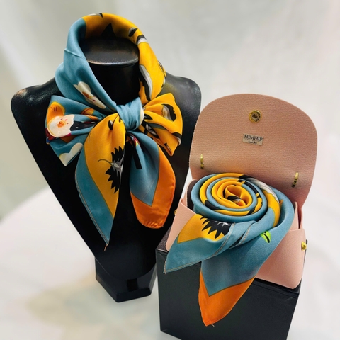 Set Quà HimHip Khăn Lụa Vuông 70x70cm Kèm Túi Thiệp - 118