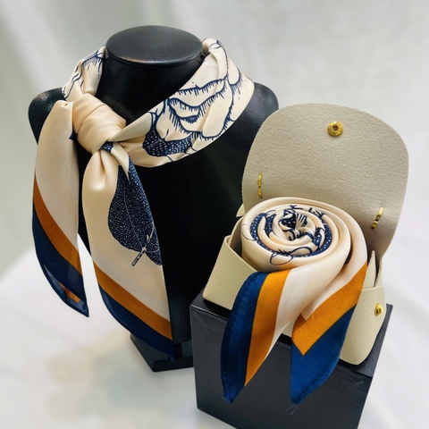 Set Quà HimHip Khăn Lụa Vuông 70x70cm Kèm Túi Thiệp - 115