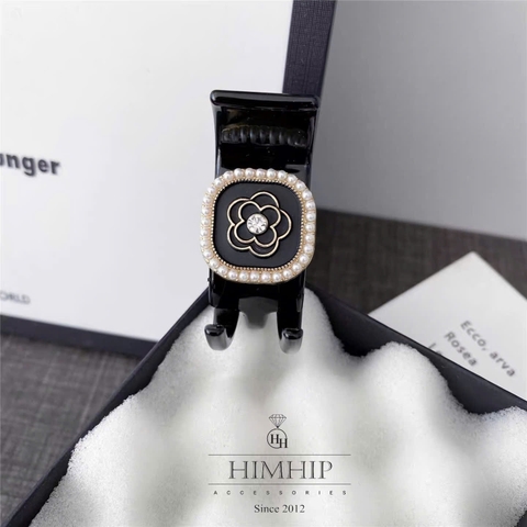 Kẹp Càng Cua HimHip Composite Charm Mặt Vuông Hoa Hồng Viền Giả Trai 3 Răng 5x2cm