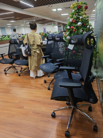 Dự Án Ghế Công Thái Học Upgen Lumix – Vietnam Synergix Technologies Company Limited