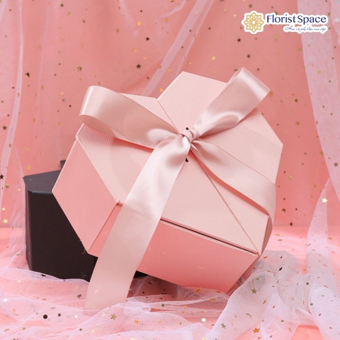 Hộp Trái Tim - Blush Heart Box