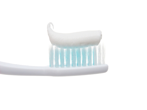Kem đánh răng Sensodyne Repair & Protect