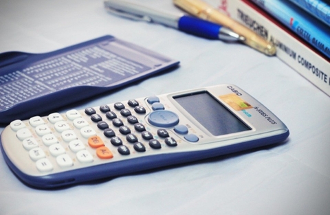Máy tính Casio FX 570 VN Plus chính hãng