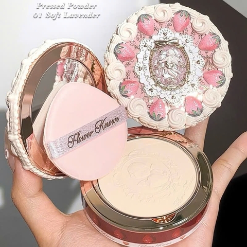 Phấn Phủ FLOWER KNOWS Strawberry Cupid